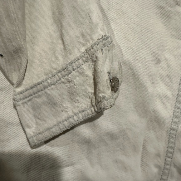 Rag & Bone Off-White Distressed Denim Jacket Size Medium - Picture 4 of 5